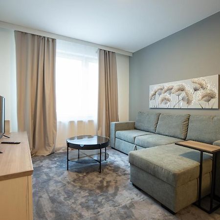 A Spacious 3-Bedroom Apartment With King-Size Beds Is Located Within 5 Minute'S Walk From The Prater Bécs Kültér fotó