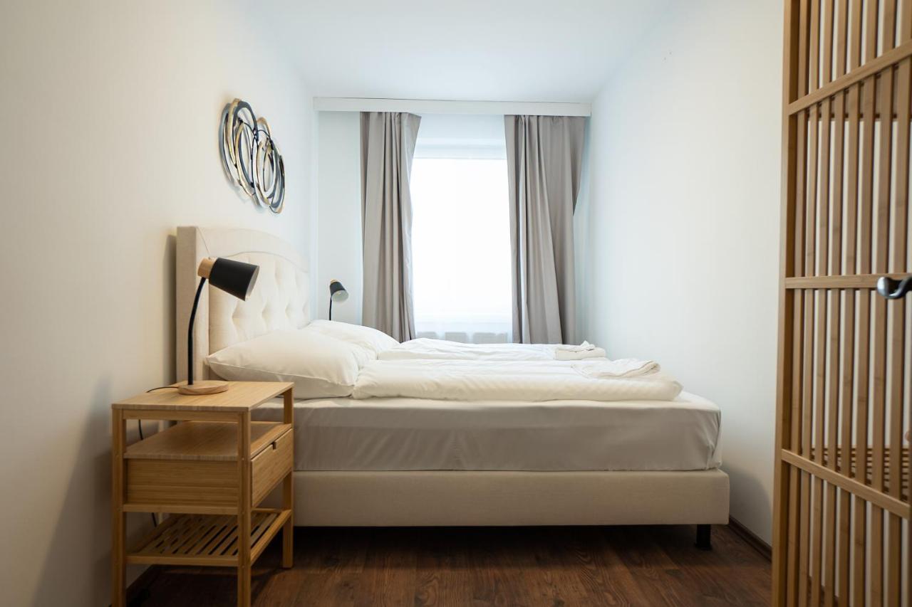 A Spacious 3-Bedroom Apartment With King-Size Beds Is Located Within 5 Minute'S Walk From The Prater Bécs Kültér fotó